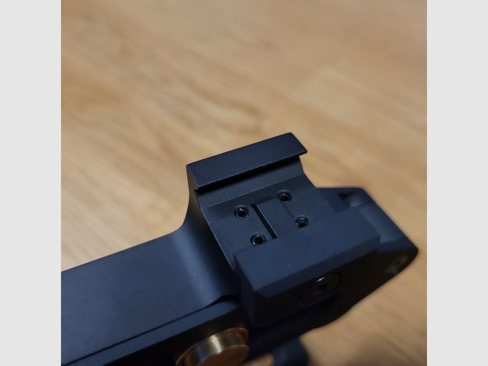 Single piece monopod Picatinny Gen 2.0