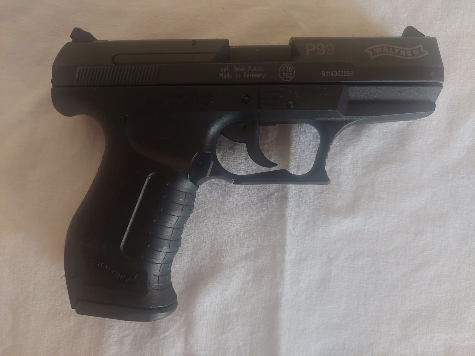 Walther P99 9mm P.A.K + accesorios ( conjunto )