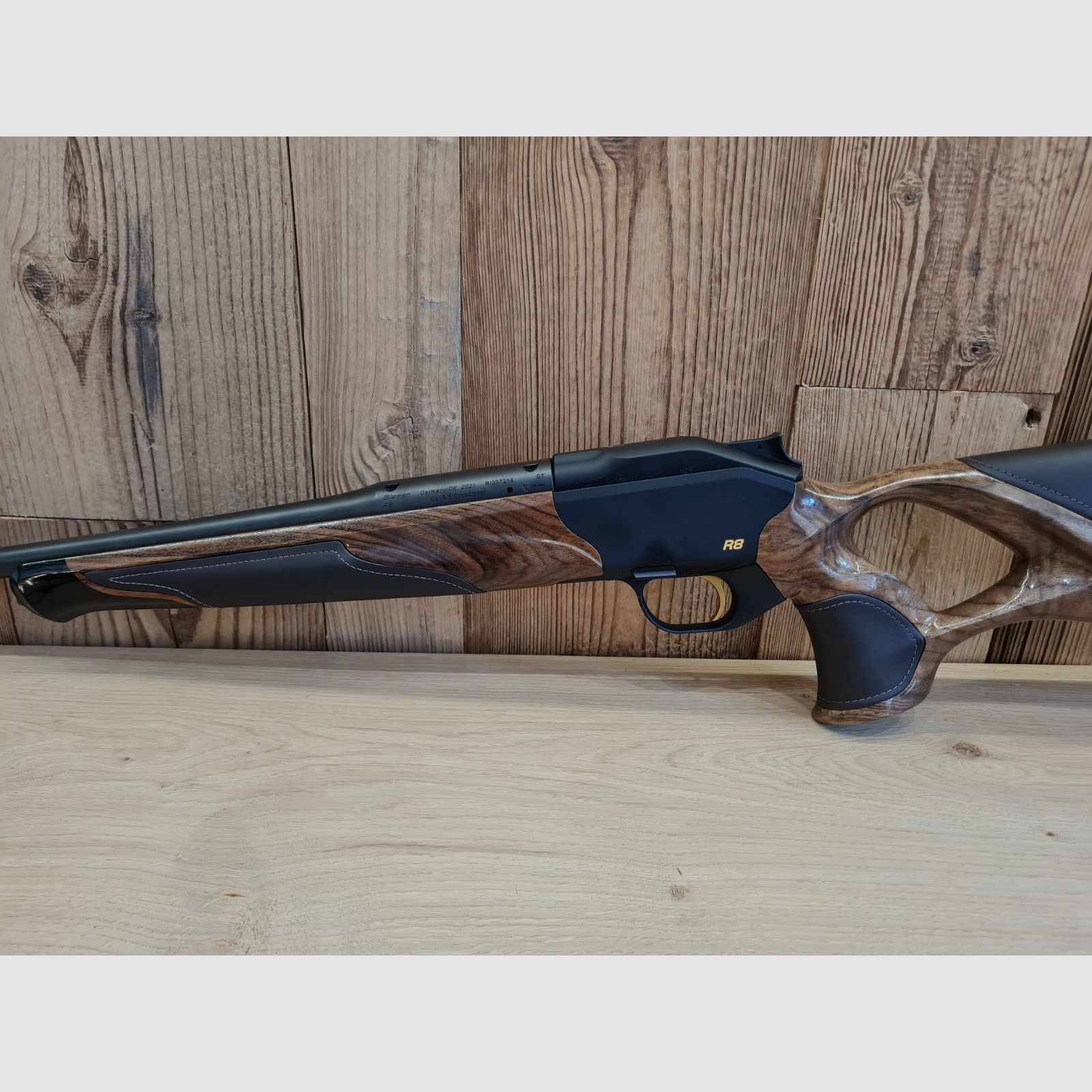 Blaser R8 Success Leather / Holzklasse 4 / verschiedene Lauflängen und Kaliber möglich! -- Jagdbar / Hof--