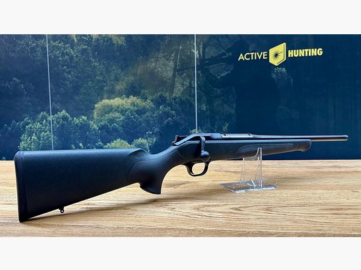 Blaser R8 Professionale Verde / Calcio accorciato / inclusa accorciatura della canna / M15x1 / Calibro standard a scelta