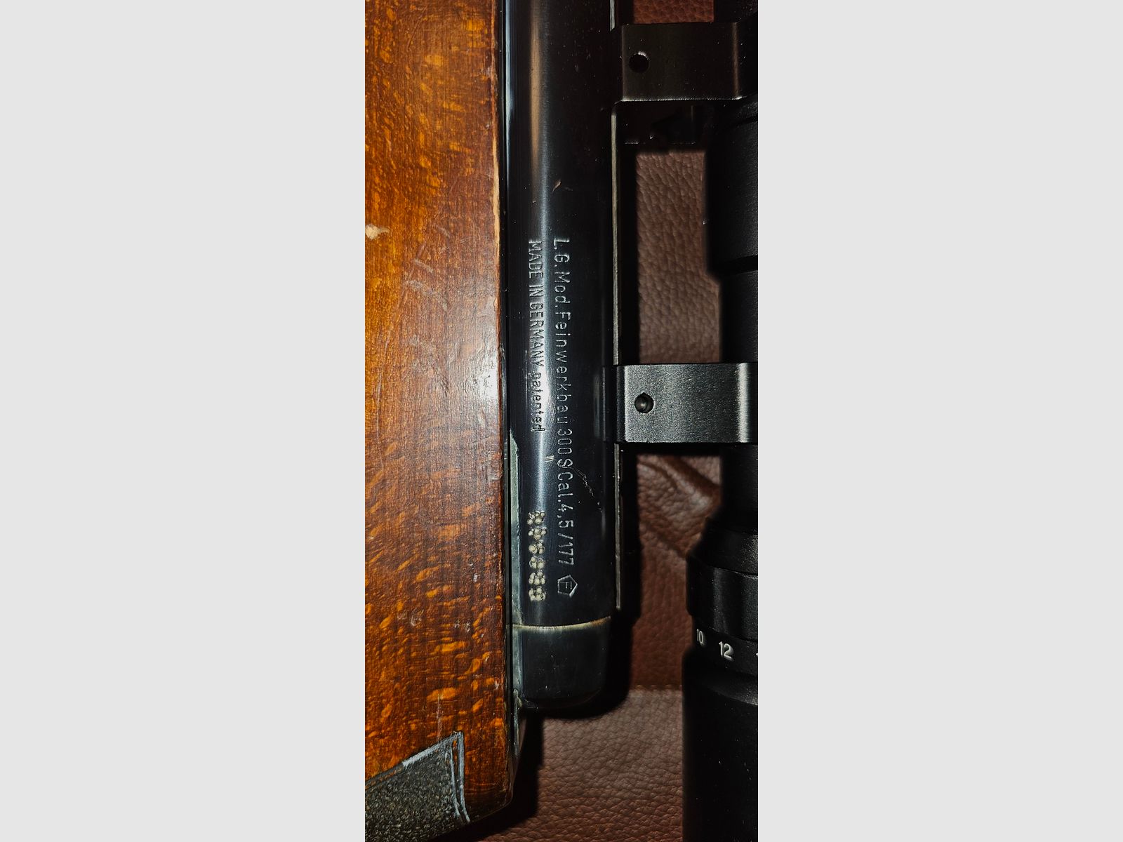 Carabina de aire comprimido Feinwerkbau 300s con mira telescópica