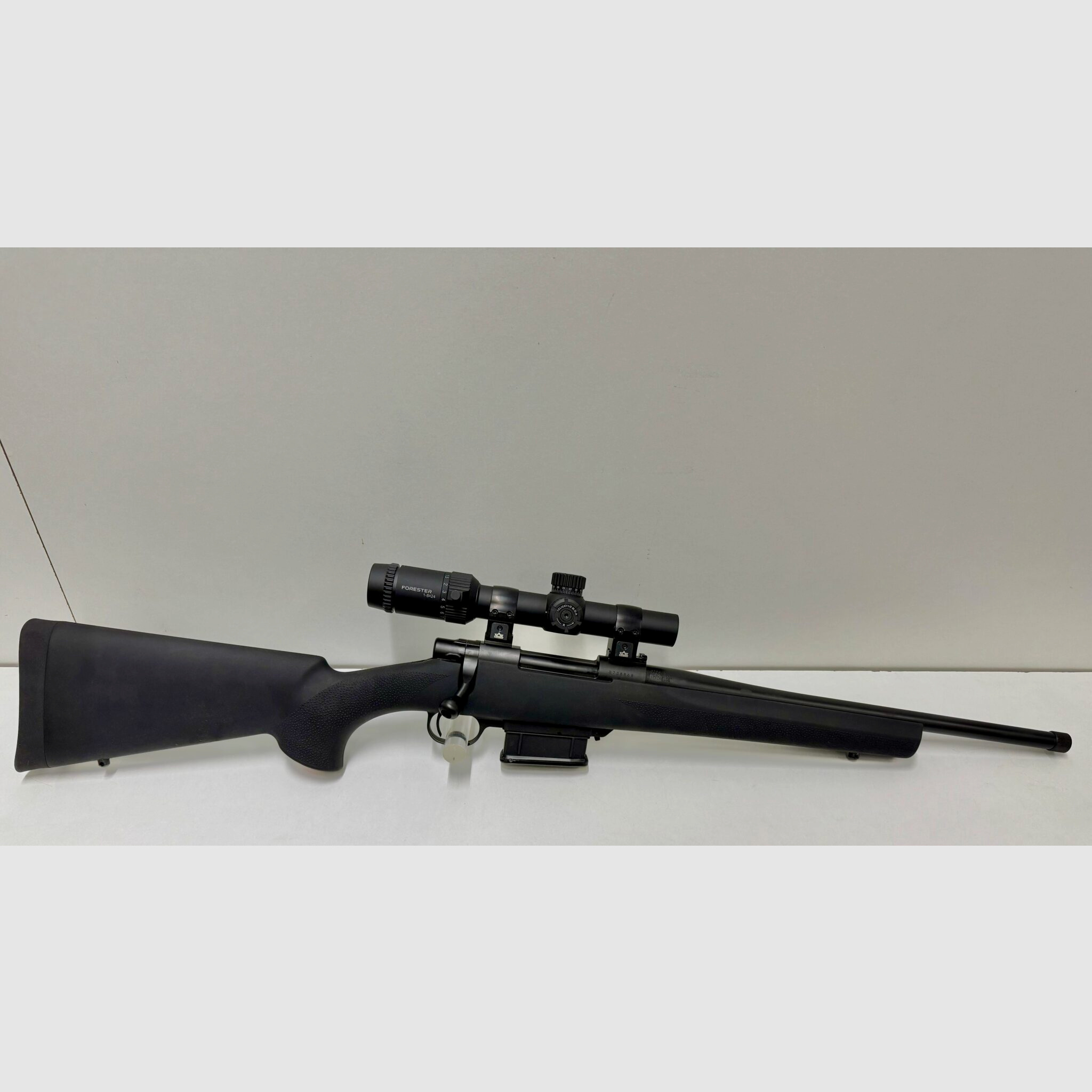 HOWA M1500 Hogue Conjunto Completo "The Short Samurai Standard"