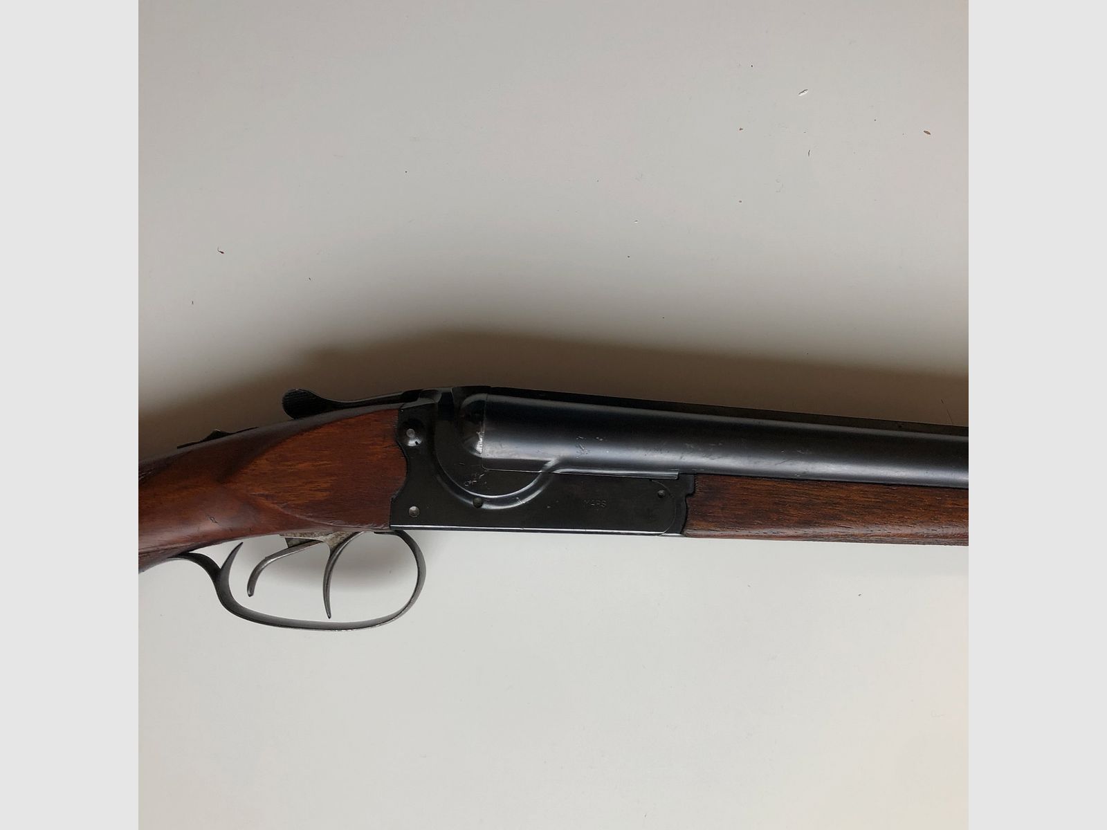 Double-barreled shotgun Mars