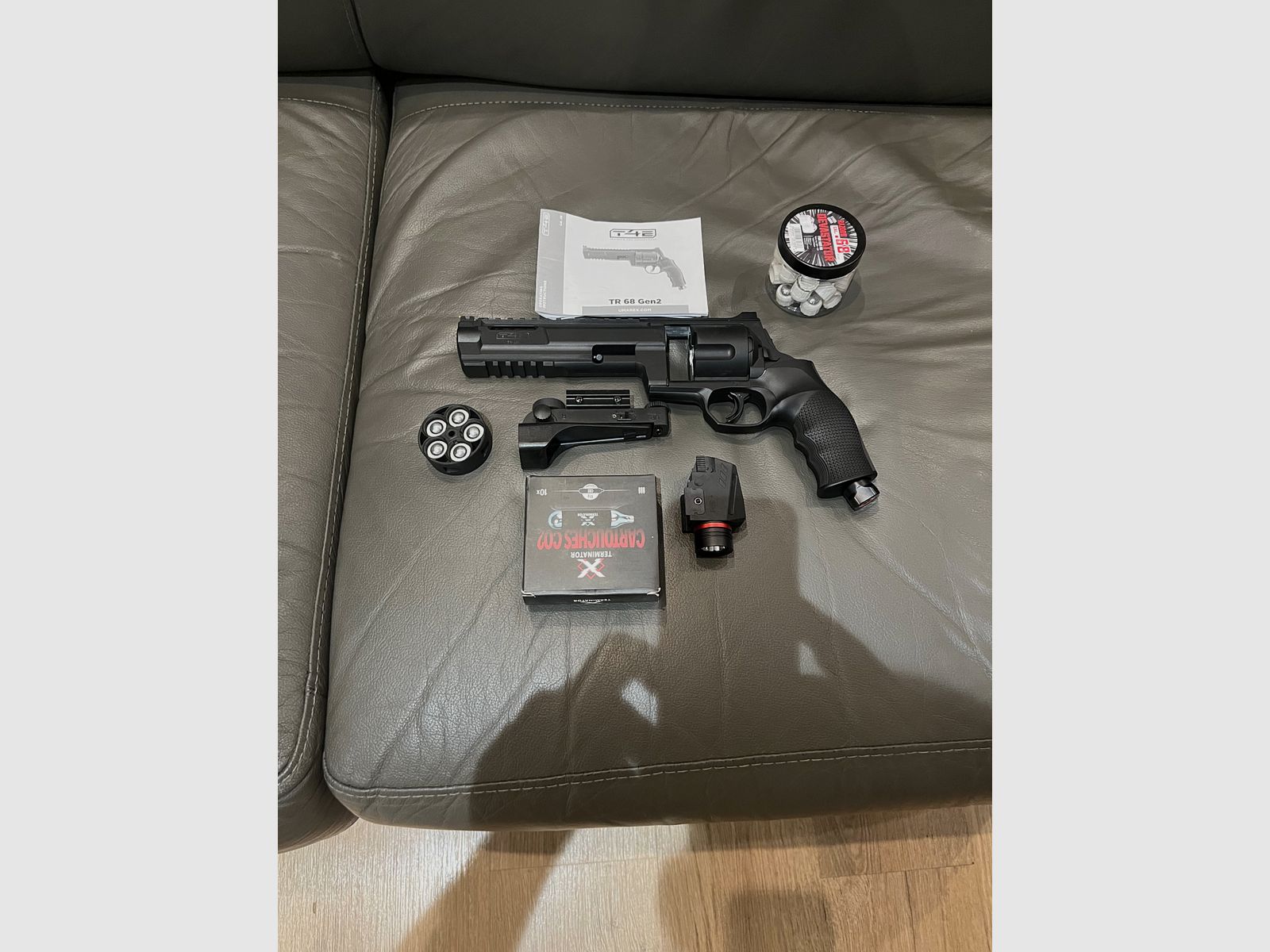 Pistolet umarex tR 68 nowy