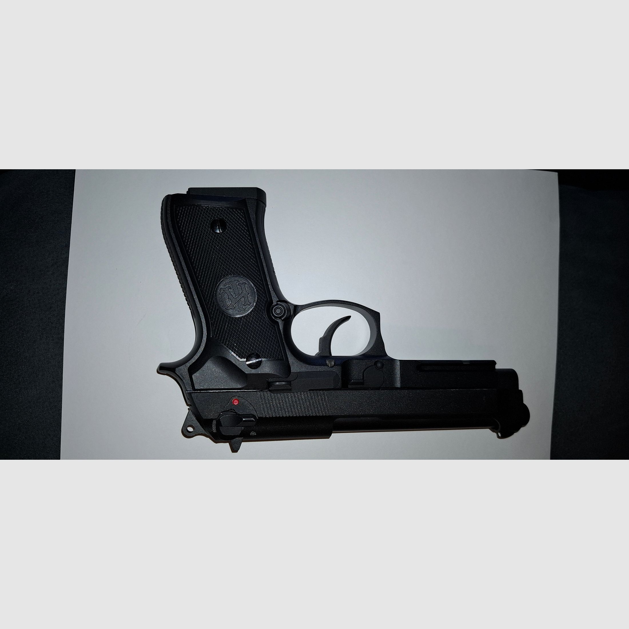 Sprzedam pistolet AIRSOFT HK 6mmBB. Jak nowy