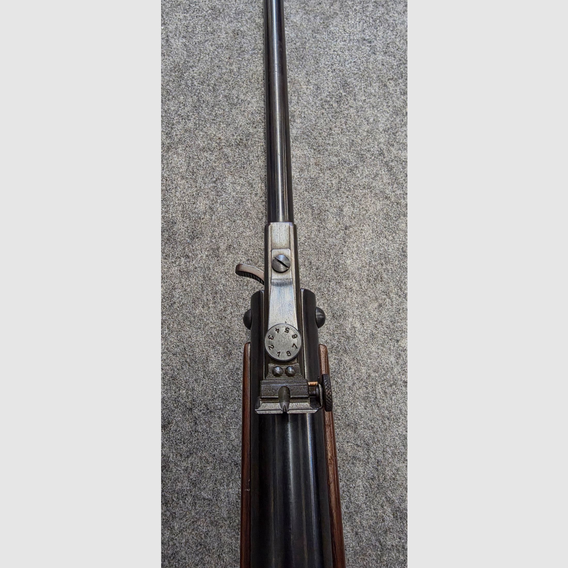 With rare luxury stock Weihrauch HW 35 from 1968 without F-mark break barrel air rifle caliber 4.5 mm HW35