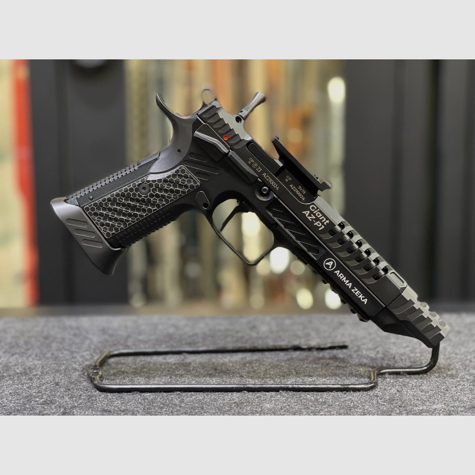 Arma Zeka AZ P1 Giant, Bild 2 von 9