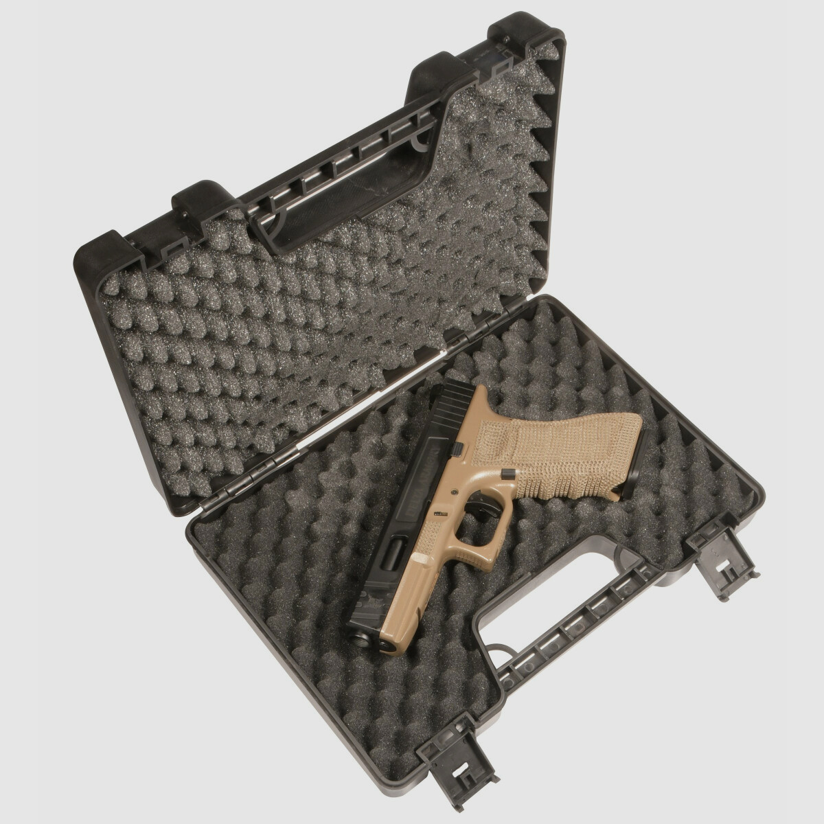 P02 GBB Airsoft Pistole in Tan | Delta Armory