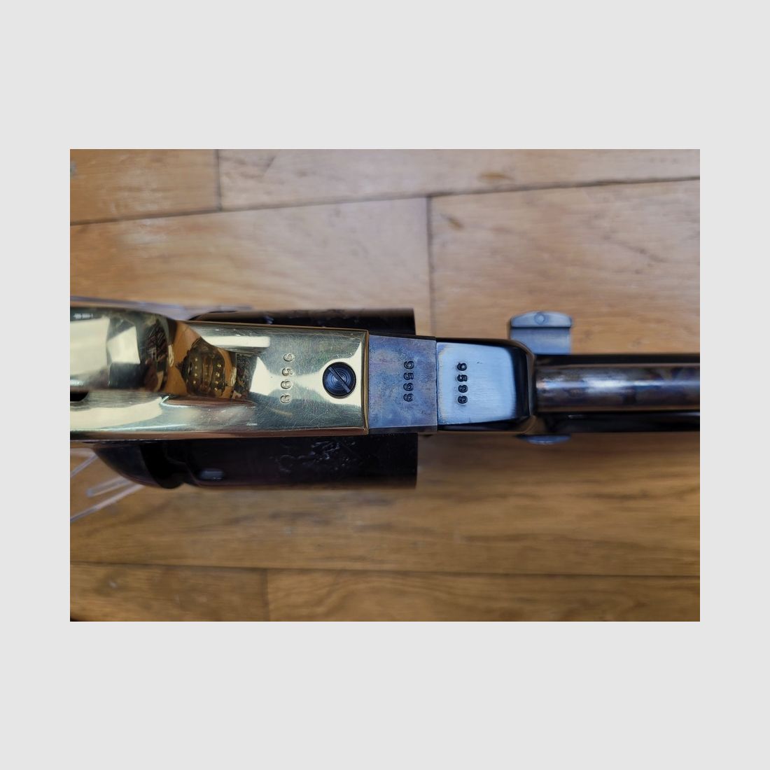 Superbe Colt WALKER 1847– Signature Serie de chez Colt – 3ème génération – dans son coffret – rarissime en Europe – la plus fidèle et la meilleure réplique qui soit – État neuf, image 14 sur 33