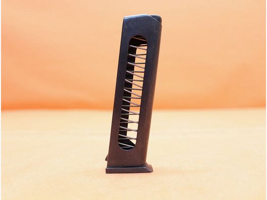 SUPERÁVIT DDR Makarov PM: Revista de 8 disparos 9mmMakarov DDR/NVA acero niquelado (SUPERÁVIT)