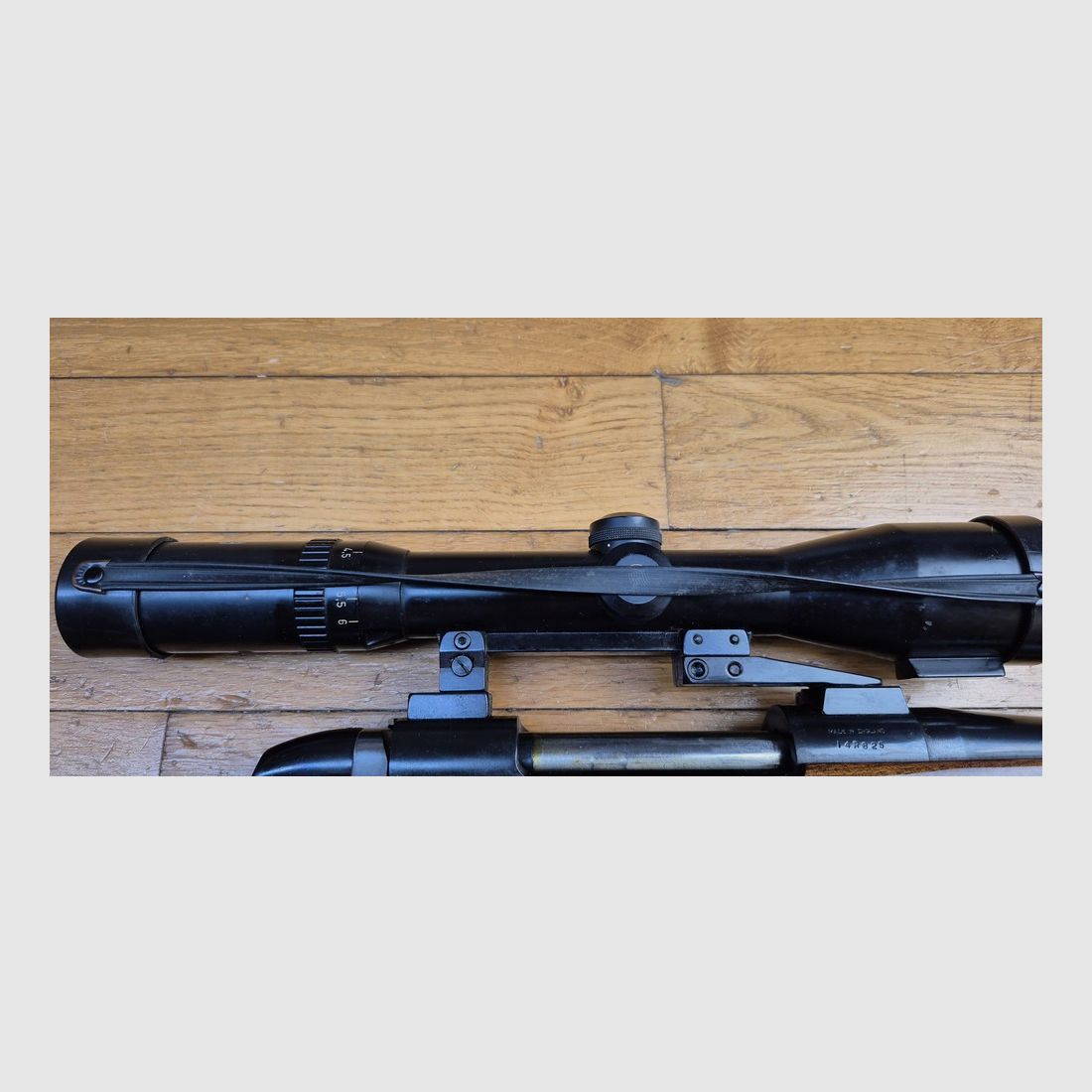 Sehr schöne BSA Jagdgewehr Modell CF2 — Kal. 300 Win Mag — Magazin 3 Schuss +1 — Holz von hoher Qualität in Grad V — Schmidt & Bender 1.5-6x Zielfernrohr — Exzellente Mechanik — Spiegel-Lauf — Eines der besten Jagdgewehre, die aus den Werkstätten der „Großen Epoche“ britischer Herkunft stammen — TBE/TBE+, Bild 6 von 39