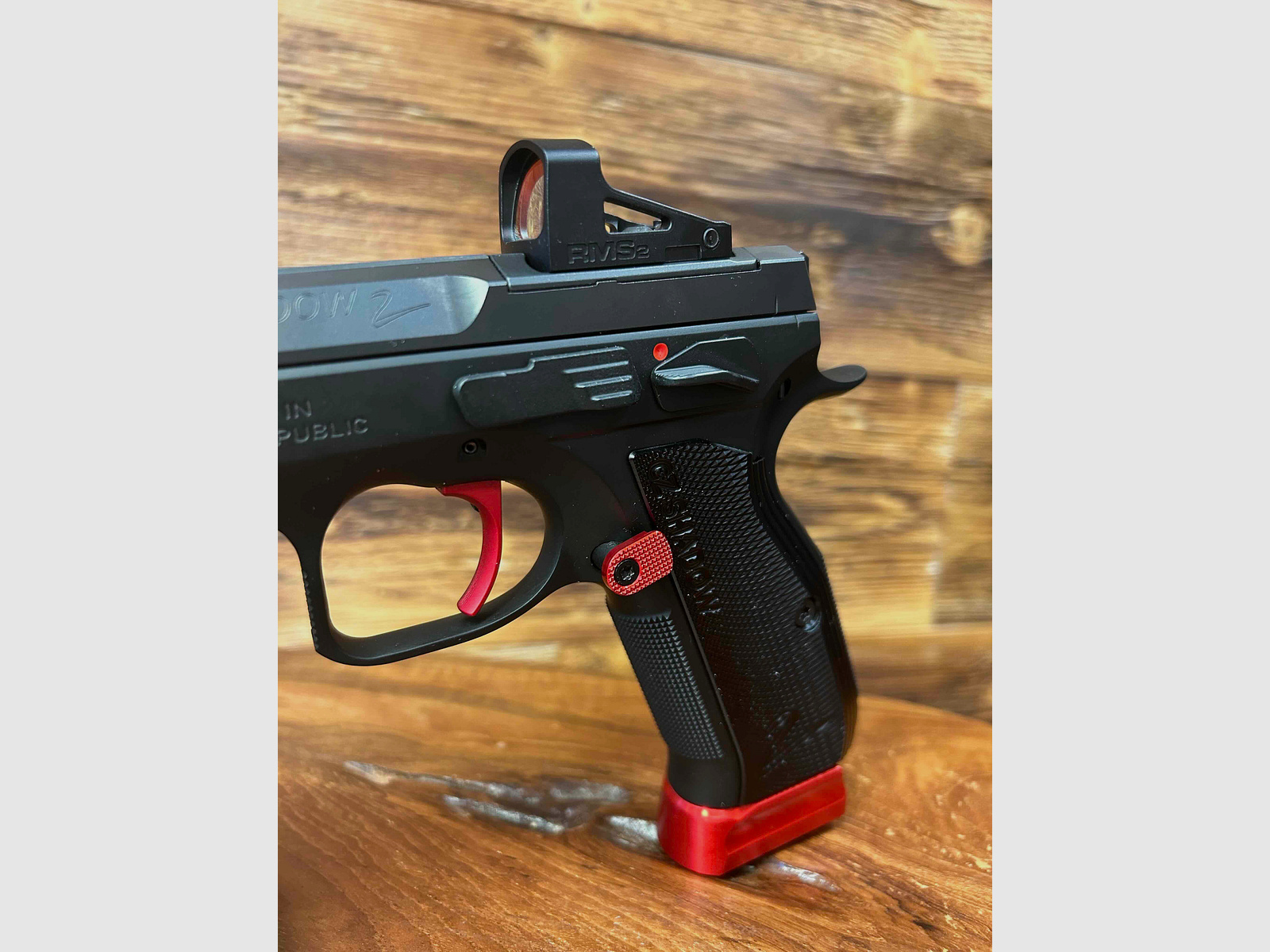 CZ Shadow 2 red/ black