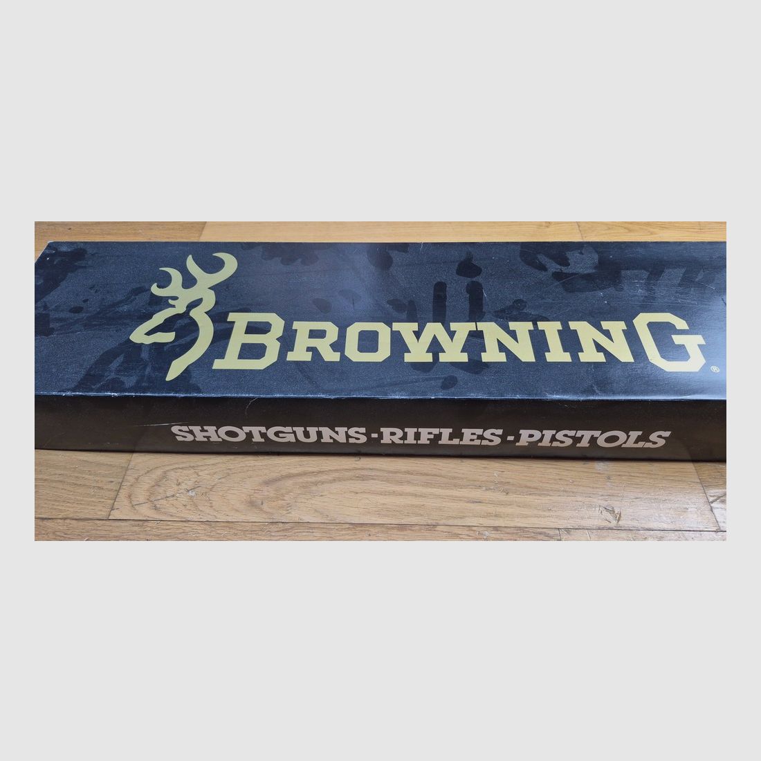 Wunderschöne und seltene Unterhebelrepetierbüchse Browning Modell 1886 – Die beste aller modernen Fertigungen der 1886 „Winchester“ – Kal. 45-70Gvt – Seltene Centenary-Fertigung in Grade I von Miroku – Originalbox und Handbuch – Nur 7.000 Exemplare – Ausnahmewaffe – Absoluter Neuzustand! – TBE+++, Bild 41 von 41