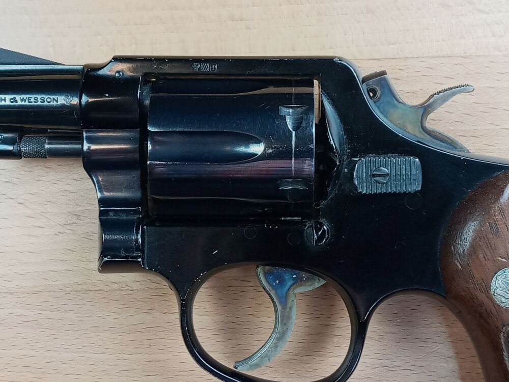 Smith & Wesson 12 Airweight