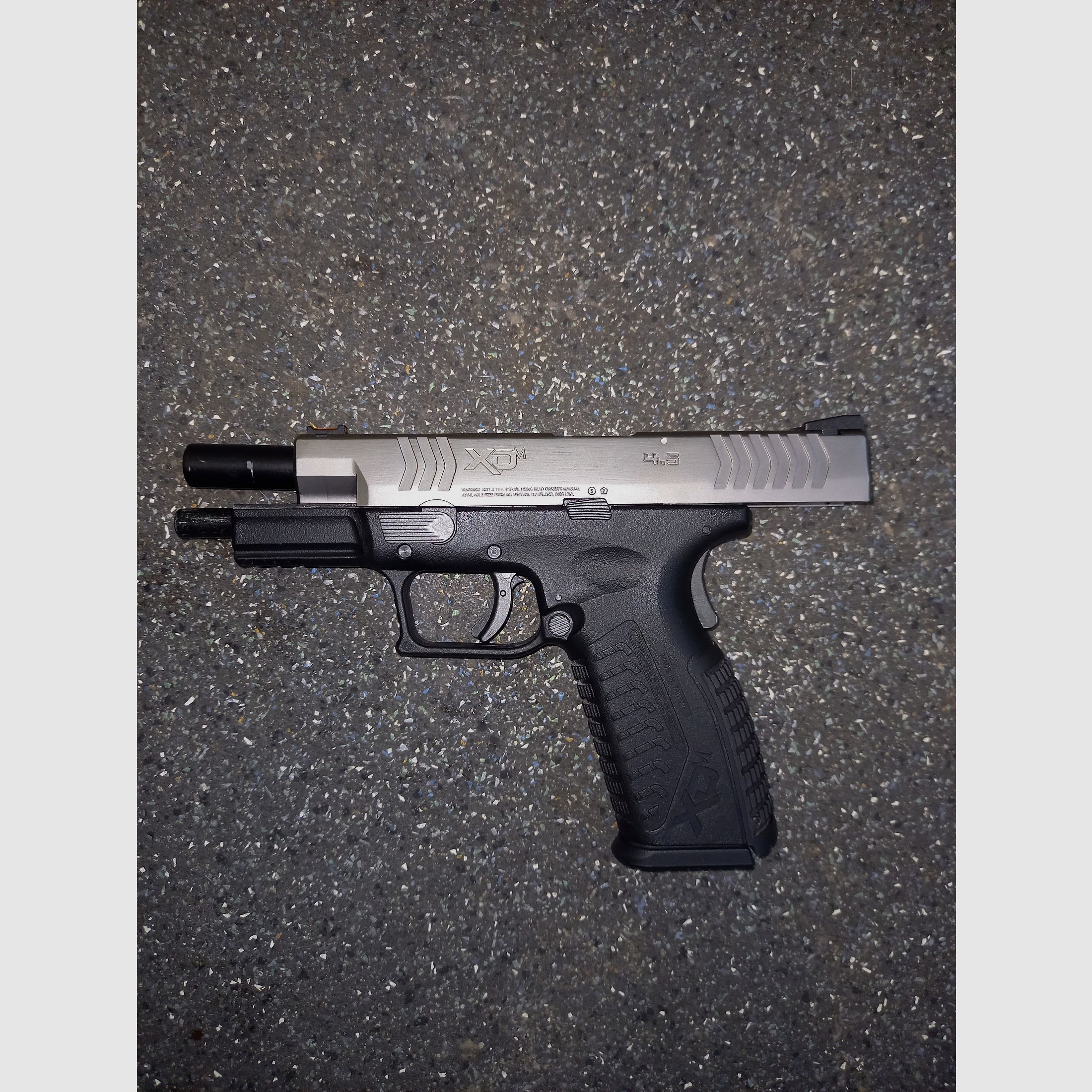 Pistolet CO2 Springfield XDM 4,5 mm BB