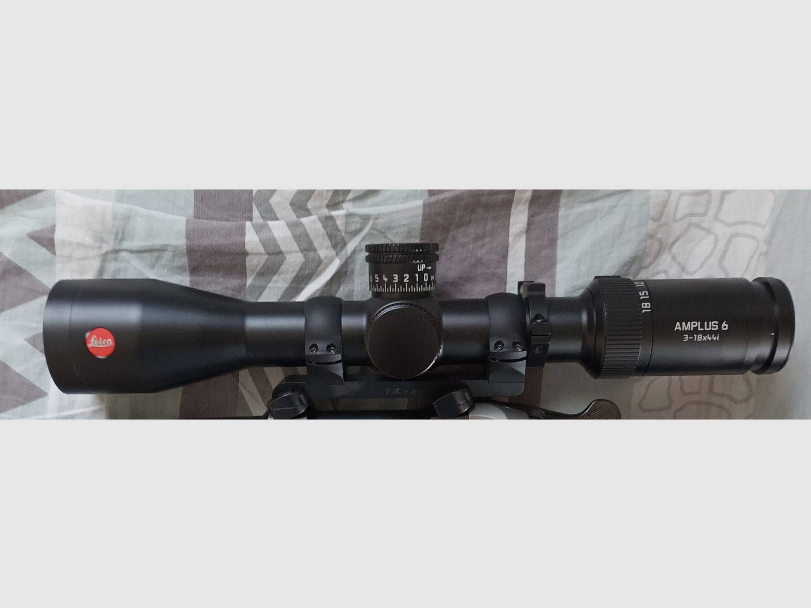 Leica Amplus 6, 3-18x44 reticle BDR illuminated with Blaser saddle mount