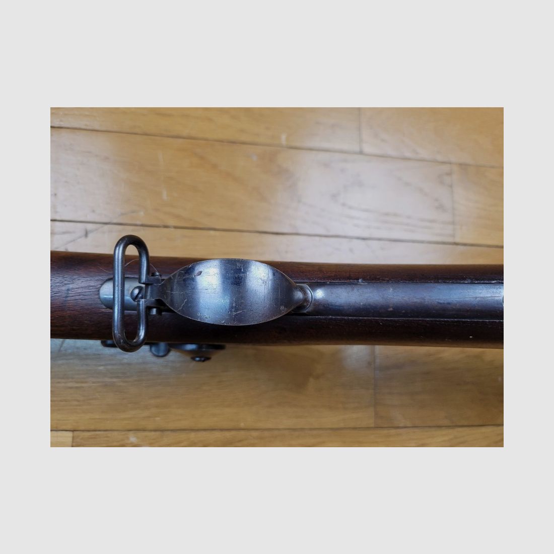 Außergewöhnliches Trapdoor-Gewehr Modell 1884 – Arsenal von Springfield – mächtiges Kaliber 45/70 – von März 1887 für die US-Armee – mythische Waffe des Wilden Westens – Museumszustand, Bild 18 von 30