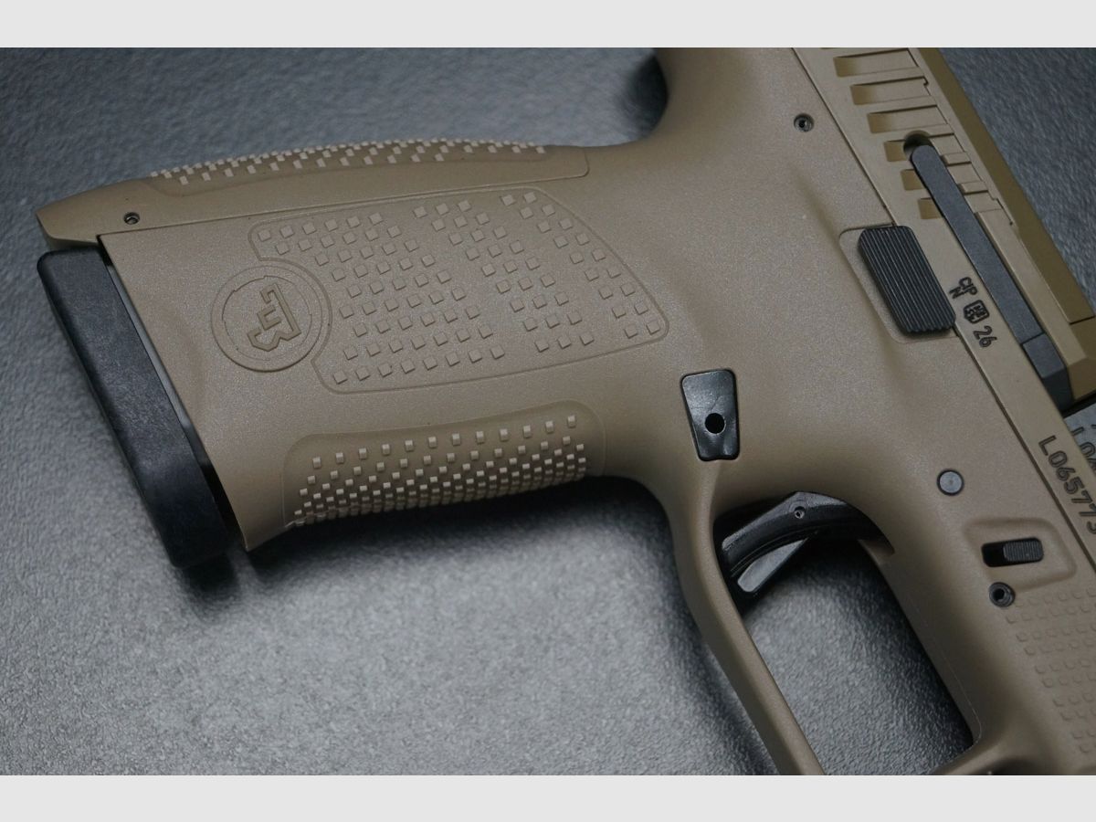CZ P-10 C OR FDE, imagen 4 de 6
