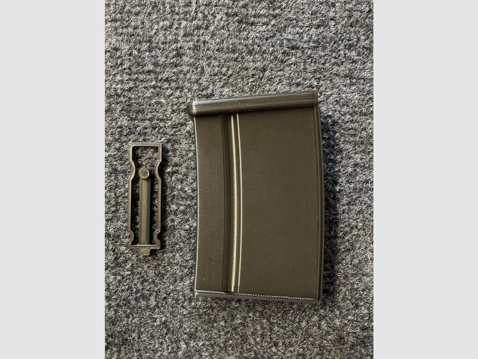 Schmeisser AR15 10-Schuss Magazin inklusive Griffverlängerung in 30-Schuss Optik - NEU - Heckler & Koch HK MR223