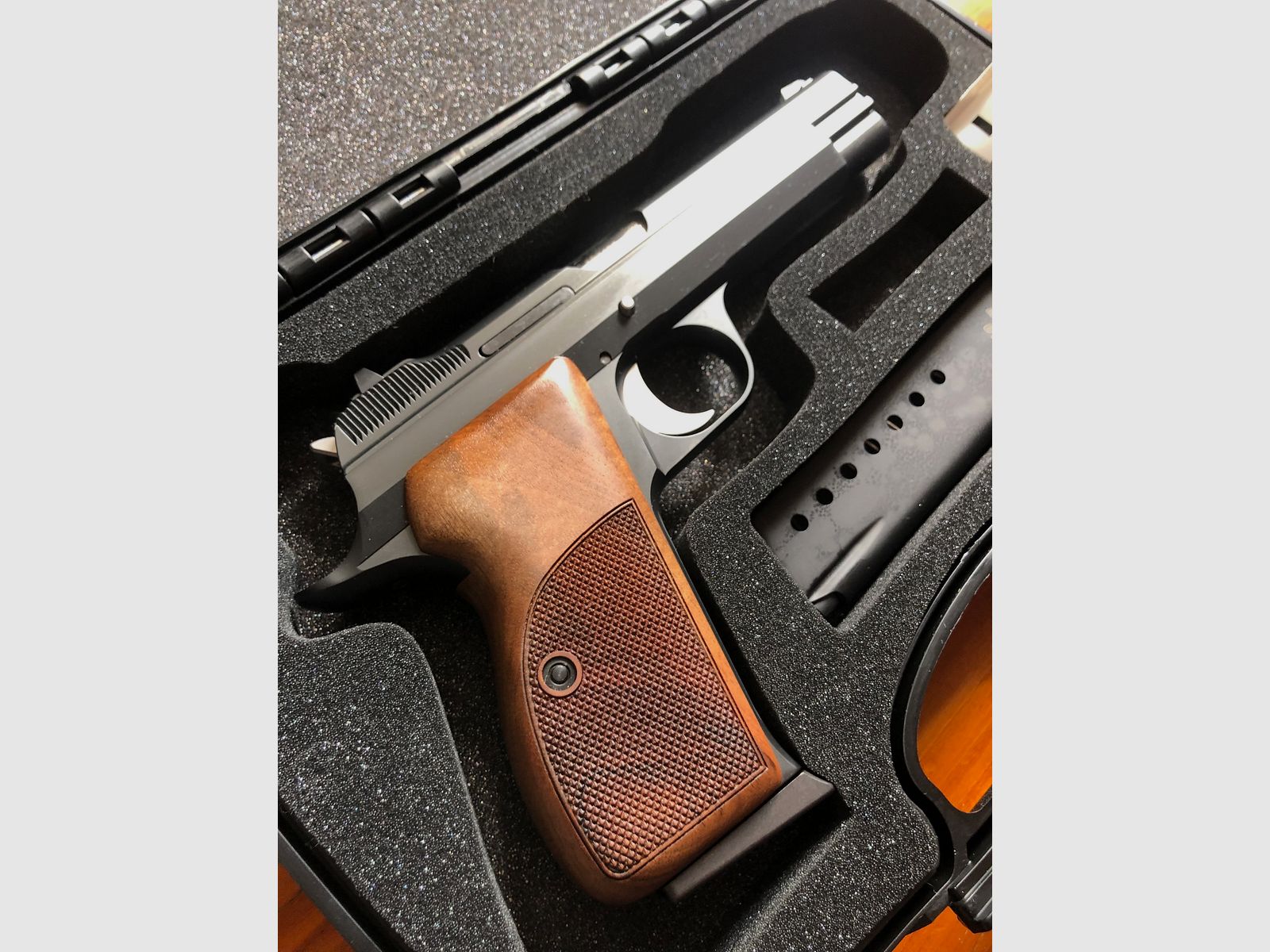 Sig Sauer P210 Legend (Eckernförde), afbeelding 1 van 8