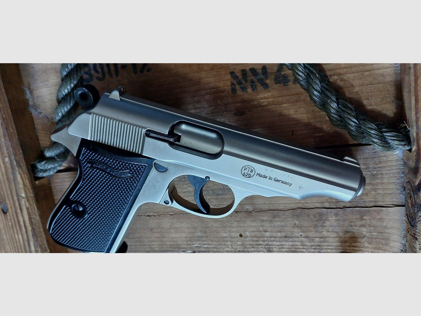 Walther PP chrome 9 mm PAK (PTB 620)