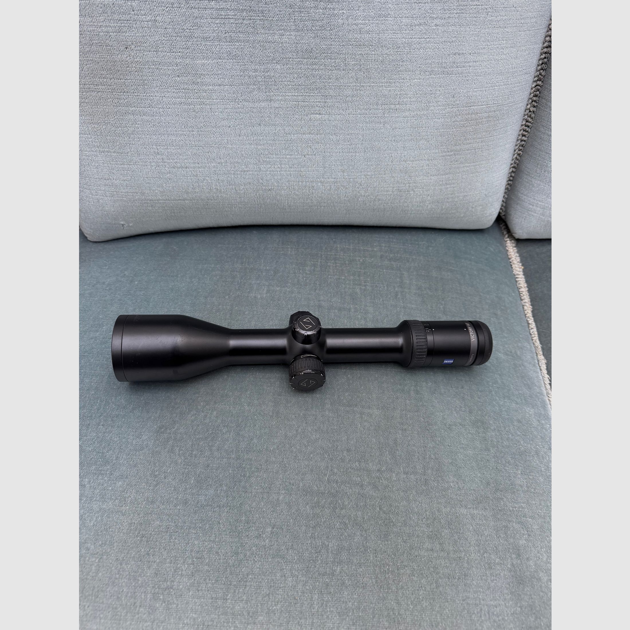 Zeiss Victory HT 2.5-10x50 - Zeiss rail