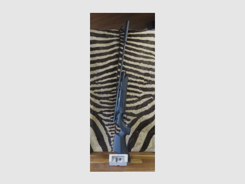 Carabine PCP WEIHRAUCH HW110 cal.4.5mm canon 61 cm 2 chargeurs, image 1 sur 12