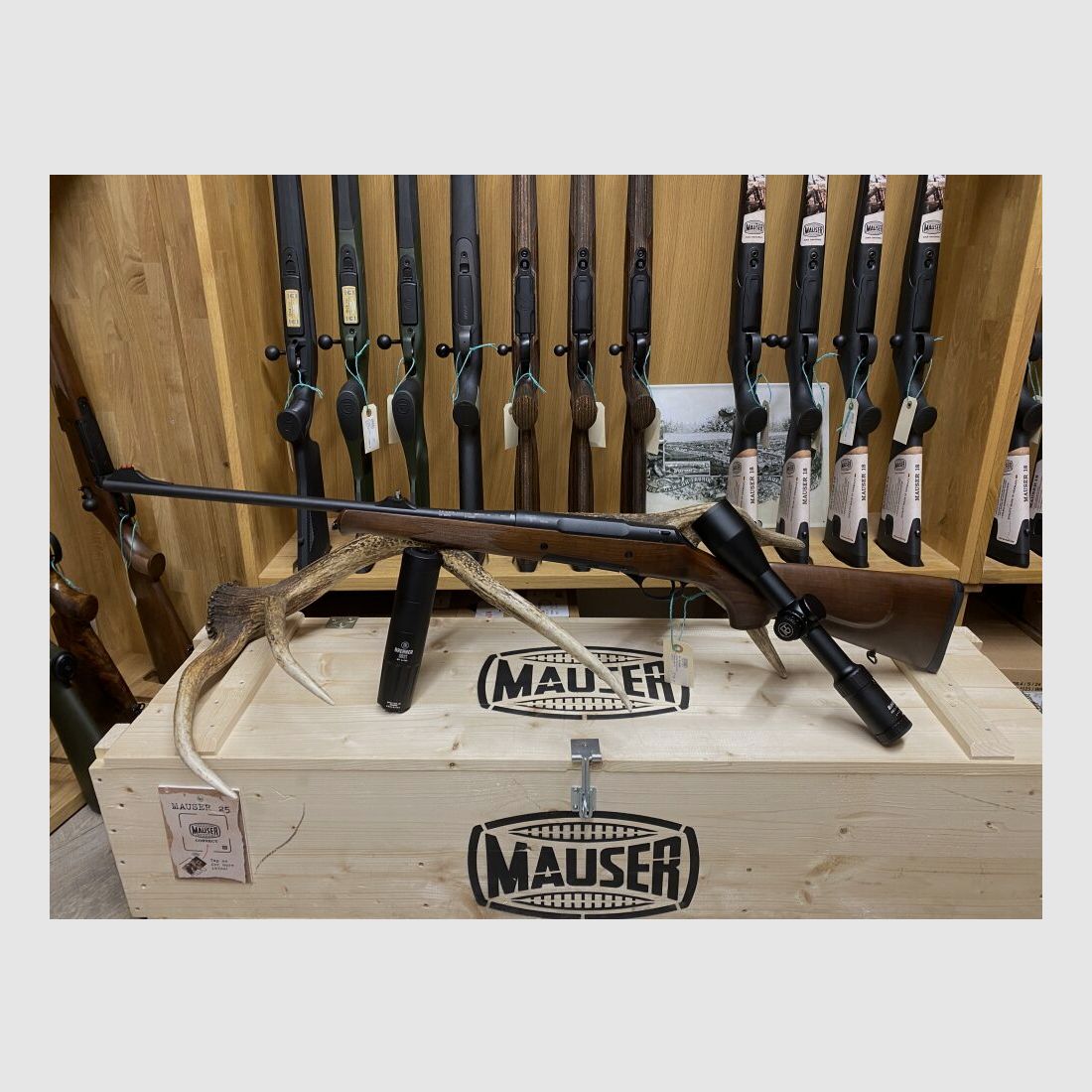 Haenel Jaeger 10, con Bauer HD 2-16x50 L7F ASV