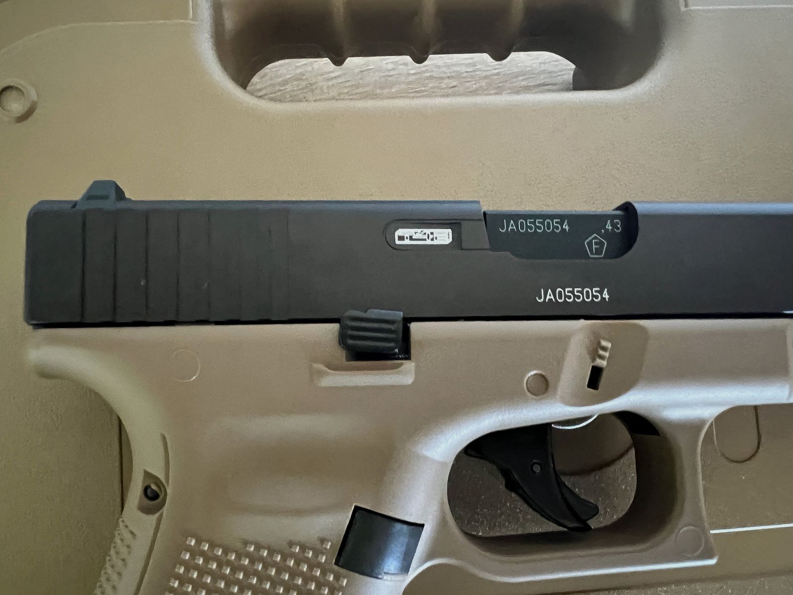 T4E GLOCK 17 Gen5 French Army Edition RAM gun Cal. .43 with accessories, image 11 of 13