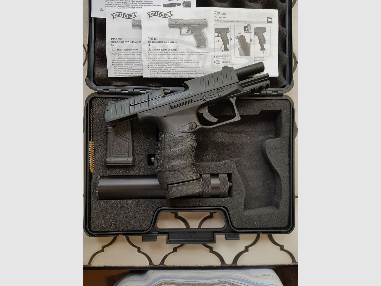 Walther PPQ M2 BLK Navy Kit PAK, Neu und unbeschossen. 