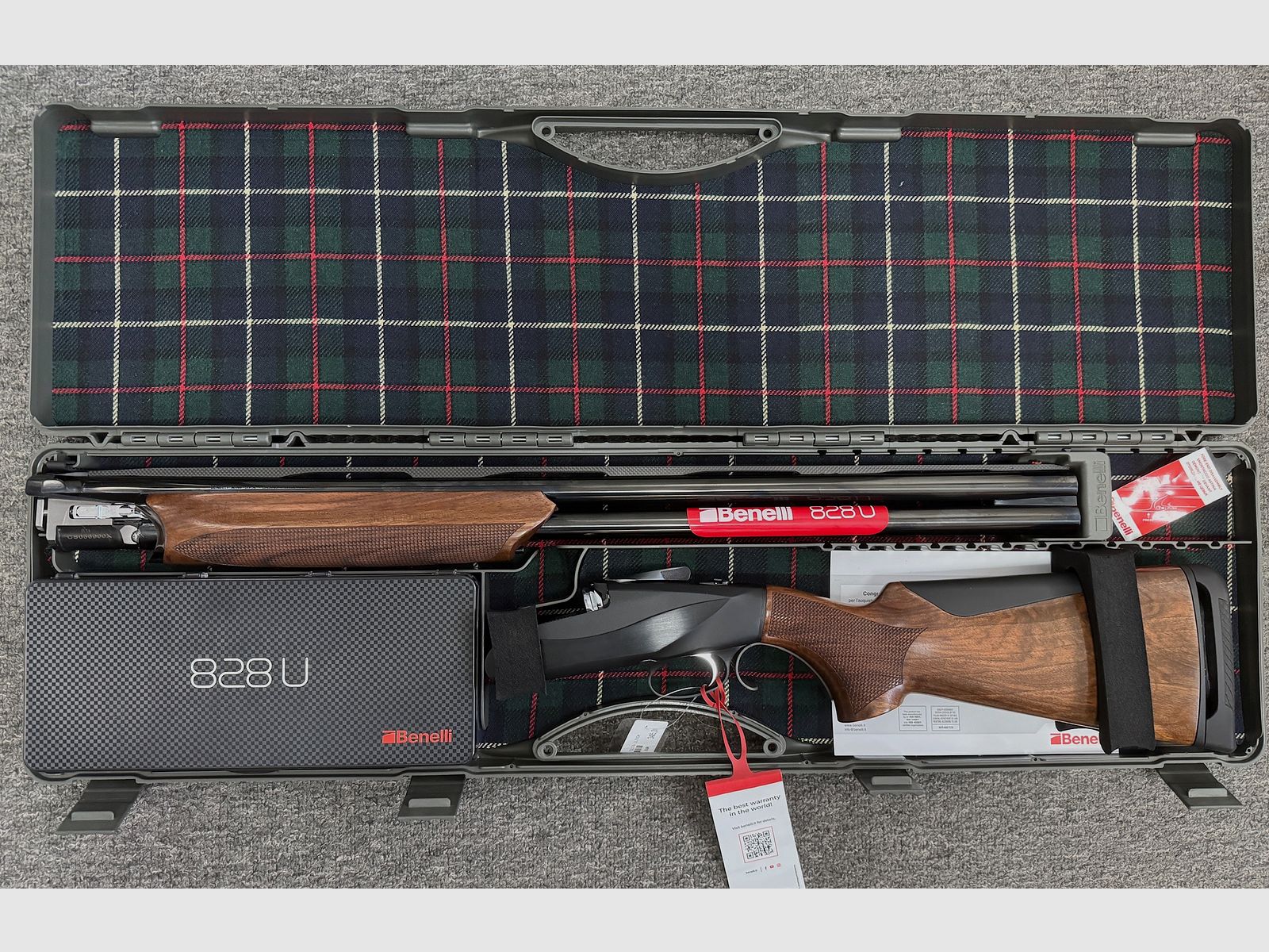 Benelli 828U Black 12/76 - LL71cm - Nieuwe wapen!