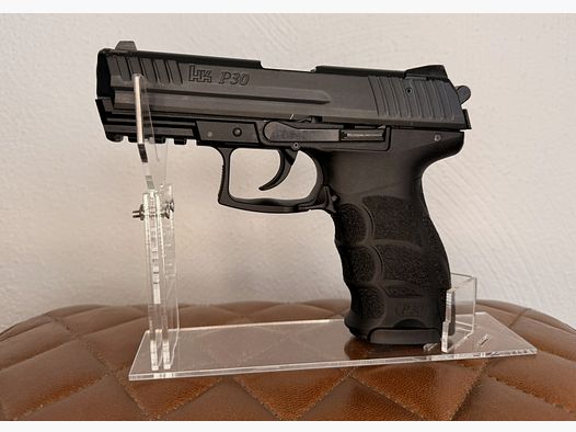 Heckler & Koch P30 blank-firing pistol 9 mm P.A.K. blued