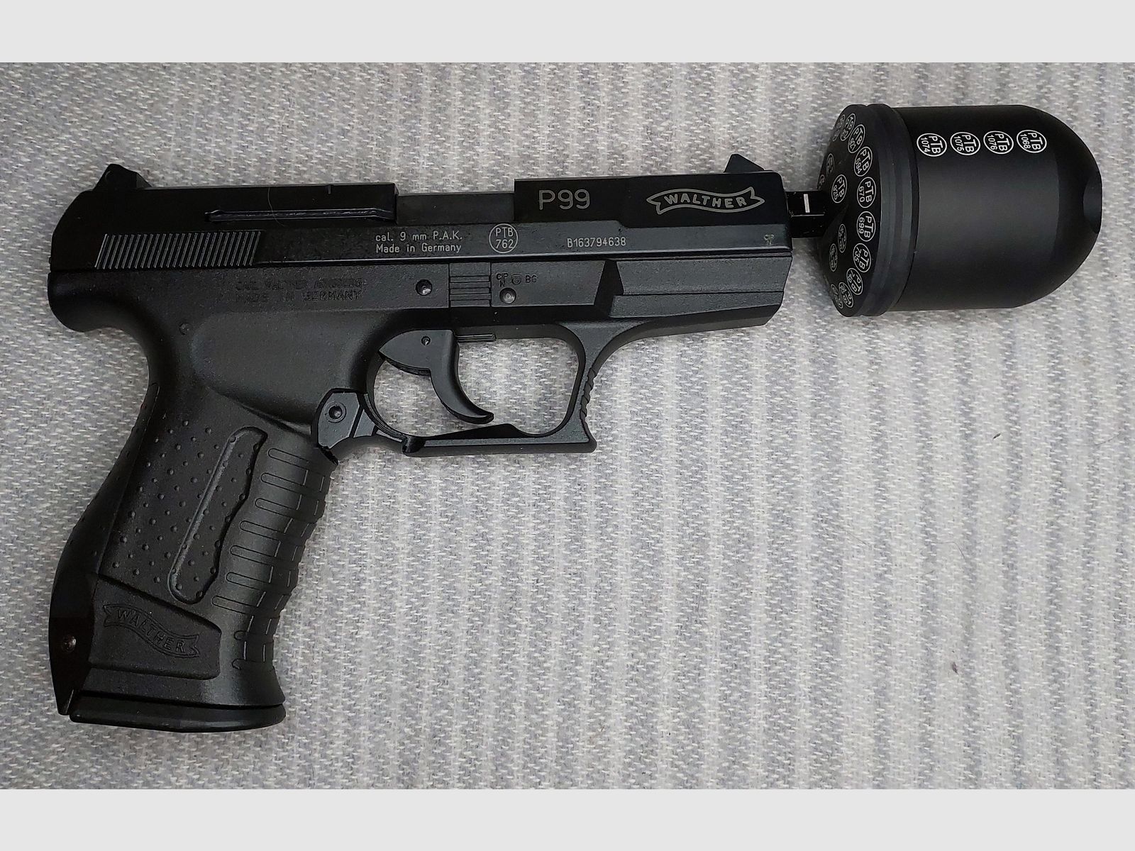 Pistola de fogueo Walther P99 9mm P.A.K. (PTB 762) con multisalida