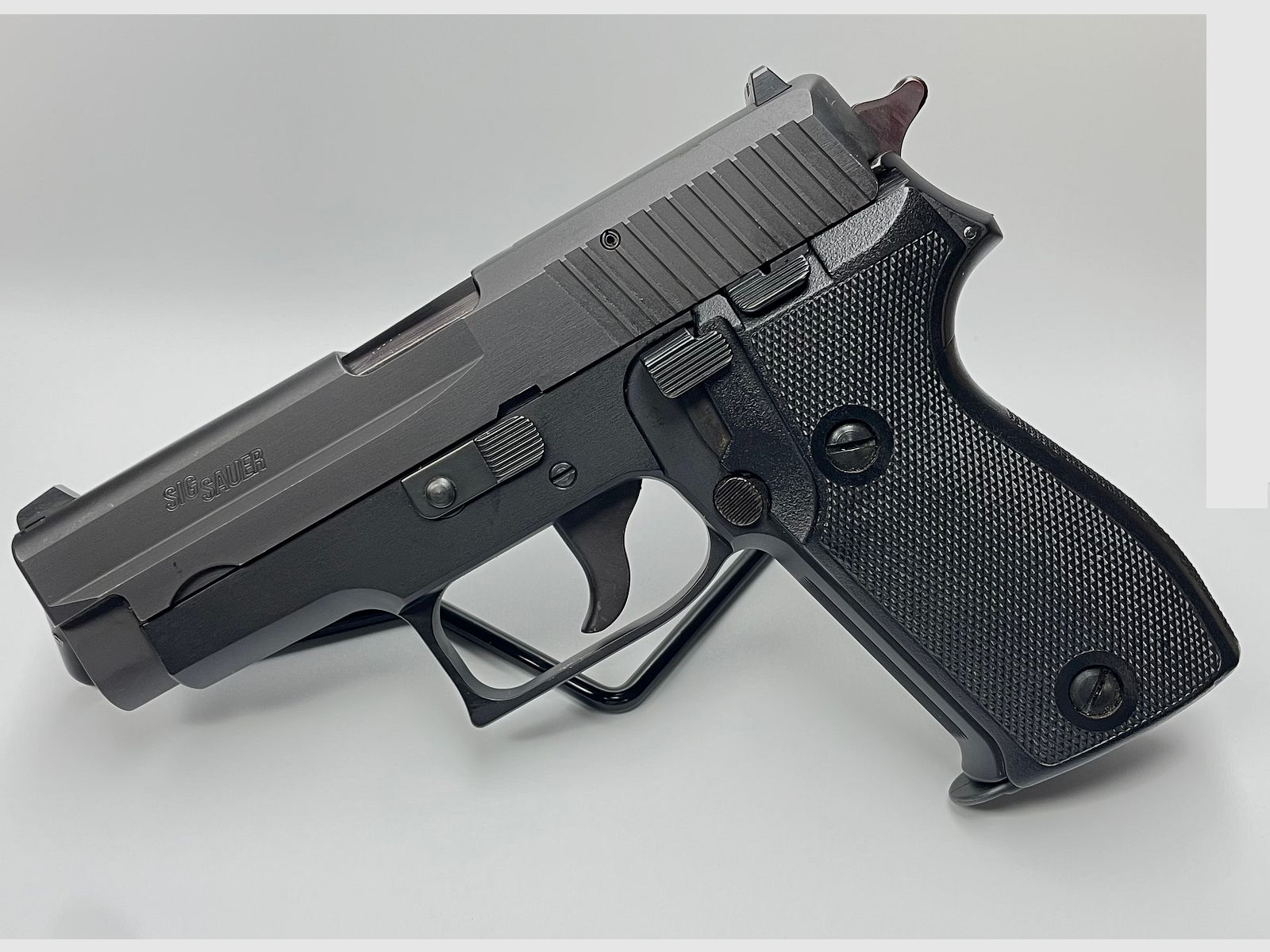 Sig Sauer P225