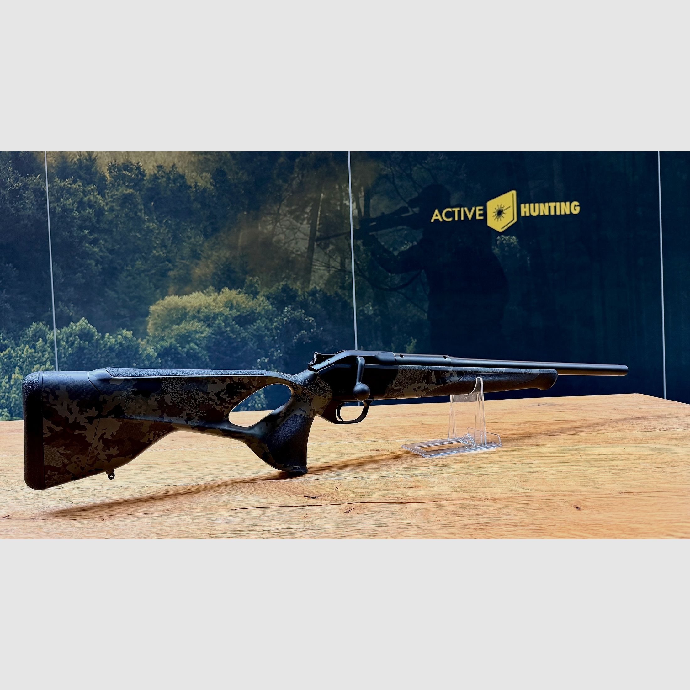 Blaser R8 Ultimate Carbon Huntec Camo Komplettwaffe / Kaliber wählbar / Logo schwarz / Semi Weight