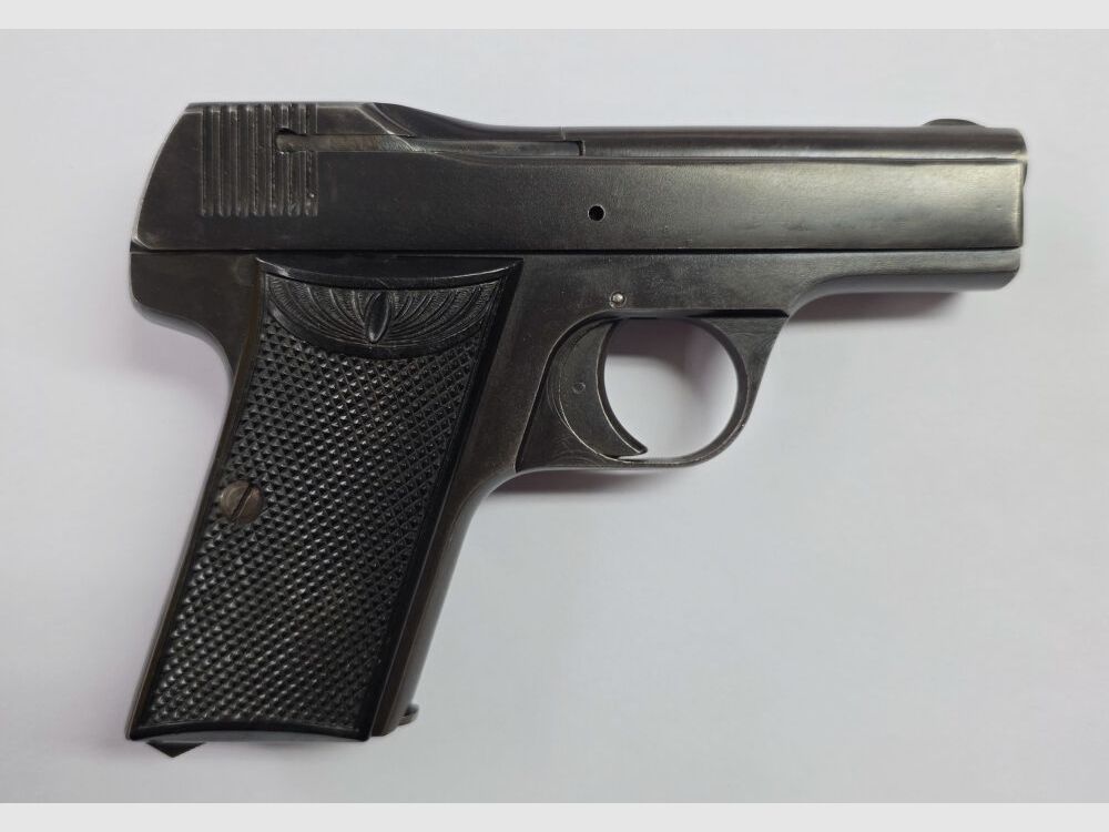 August Menz, Suhl Menta Pistool