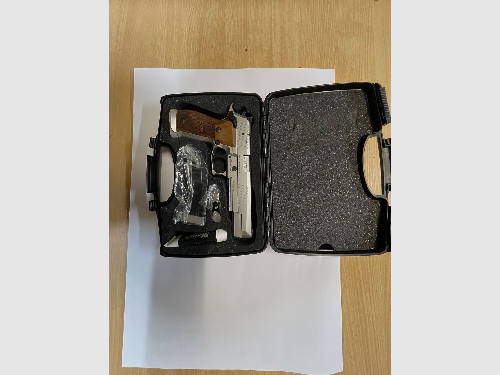 SIG SAUER P 226   X6