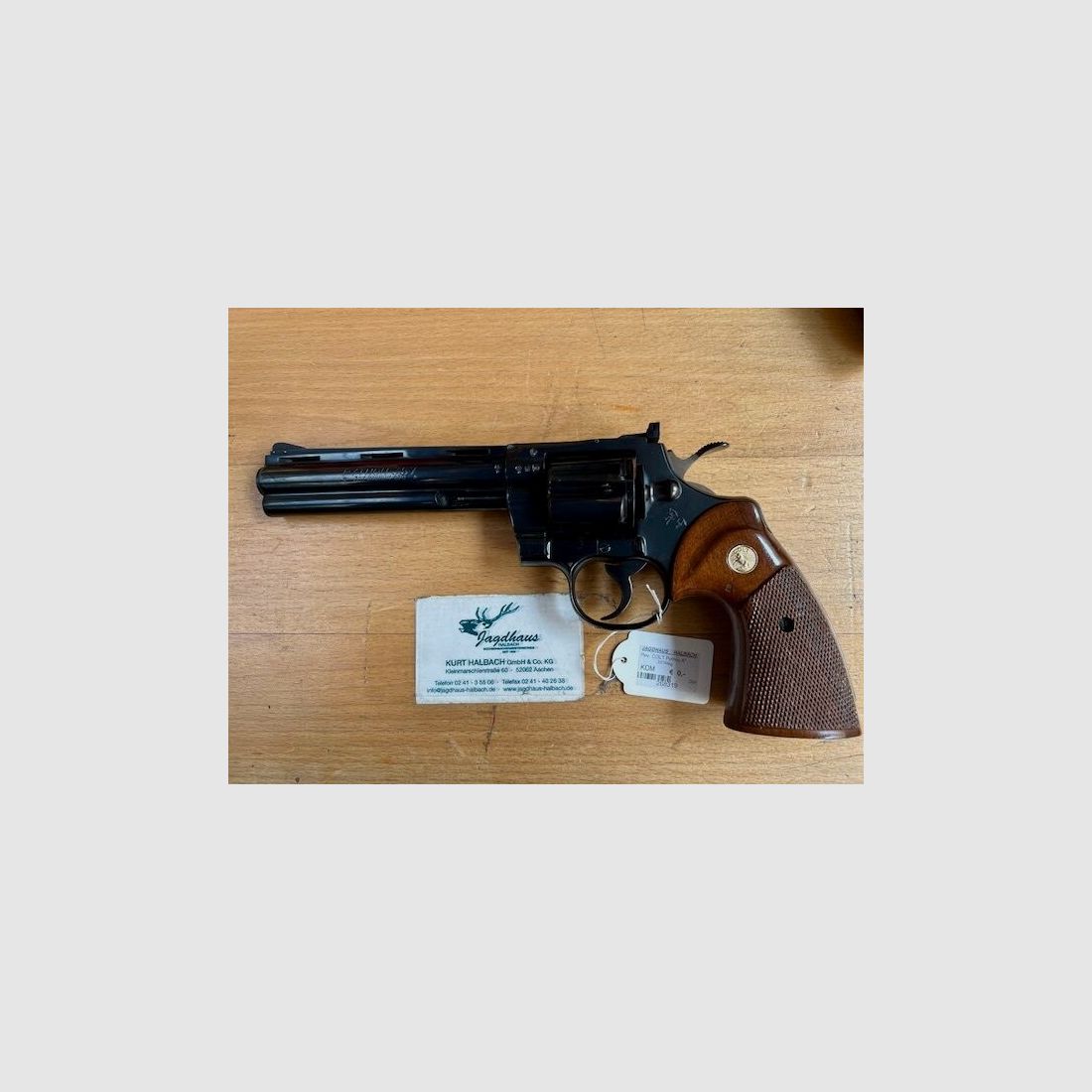 Kommissionen Rev. COLT Python 6''