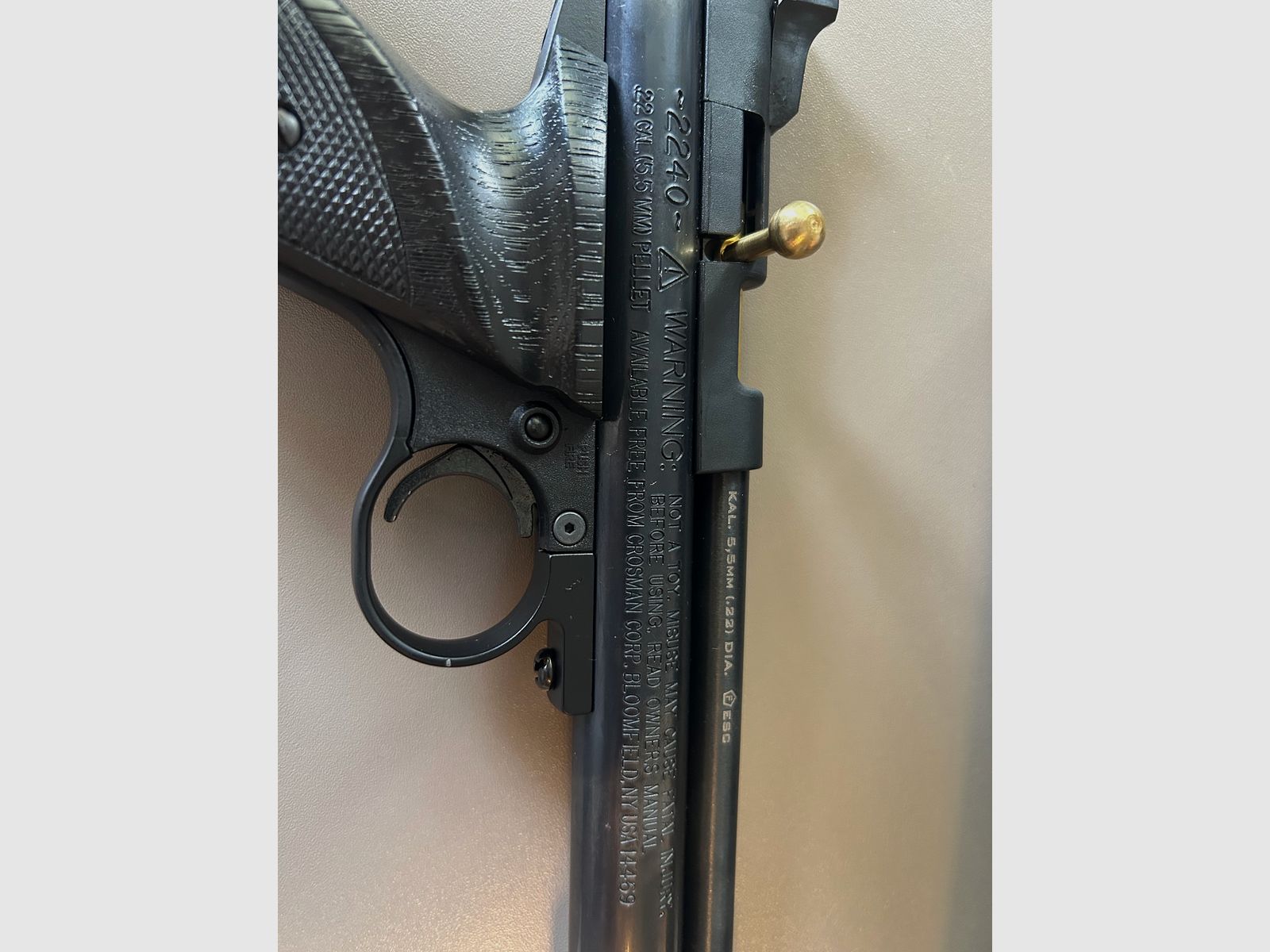 Crosman Modell 2240 - 5,5 mm Diabolo Co2-Pistole