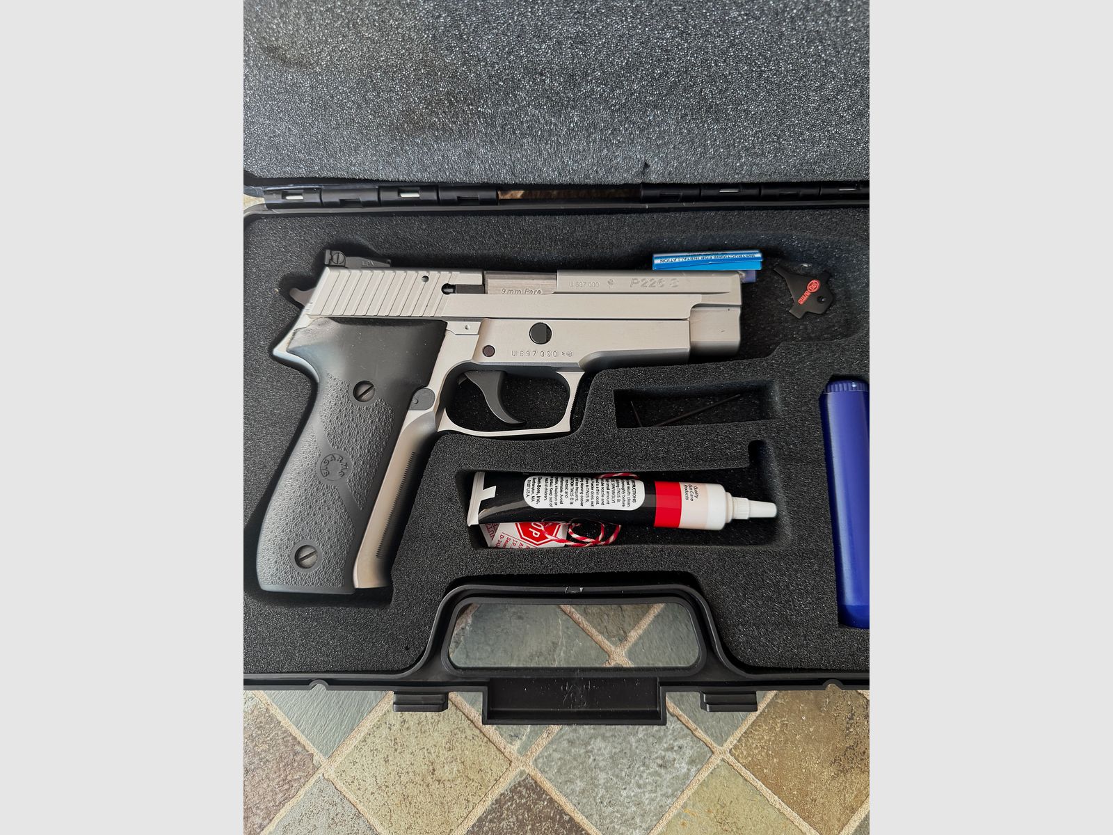 SIG SAUER P 226 x-Press