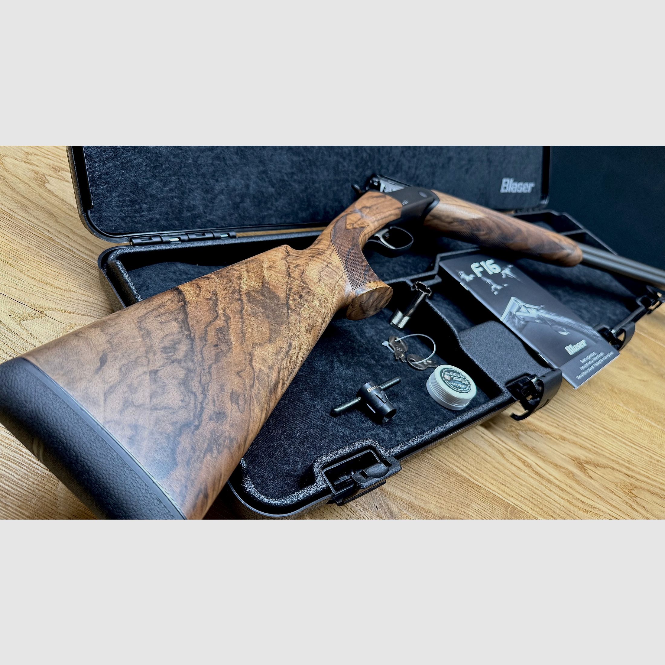Bockdoppelflinte Blaser F16 Game / HK 7 / mattes Finish / 12/76 / Logo silber / Basküle stahlgrau / LL 71 cm