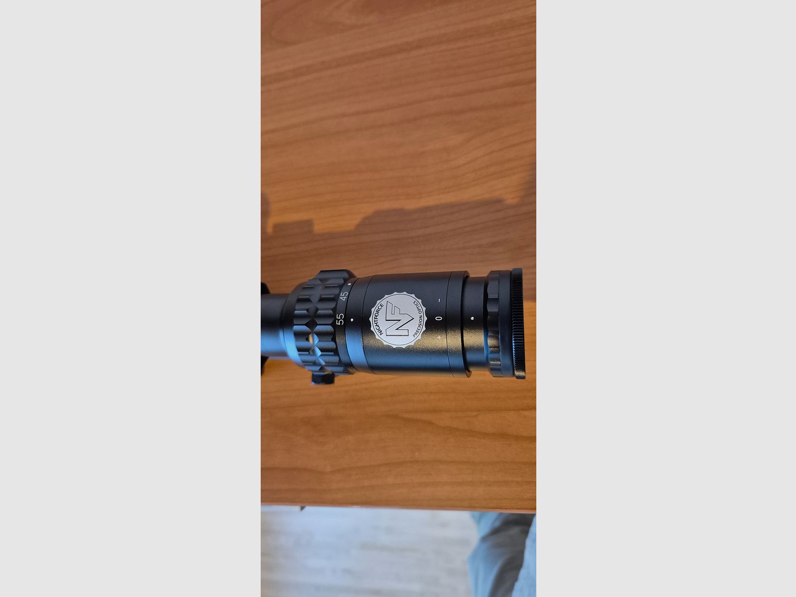 Nightforce 15-55x52 Compettion FCR-1 mit  Bussis Schiene P.E.P.R.7M und Feyachi RDS-36 Red Dot Visier 1x22mm 5 MOA Rot & Grün Rotpunktvisier