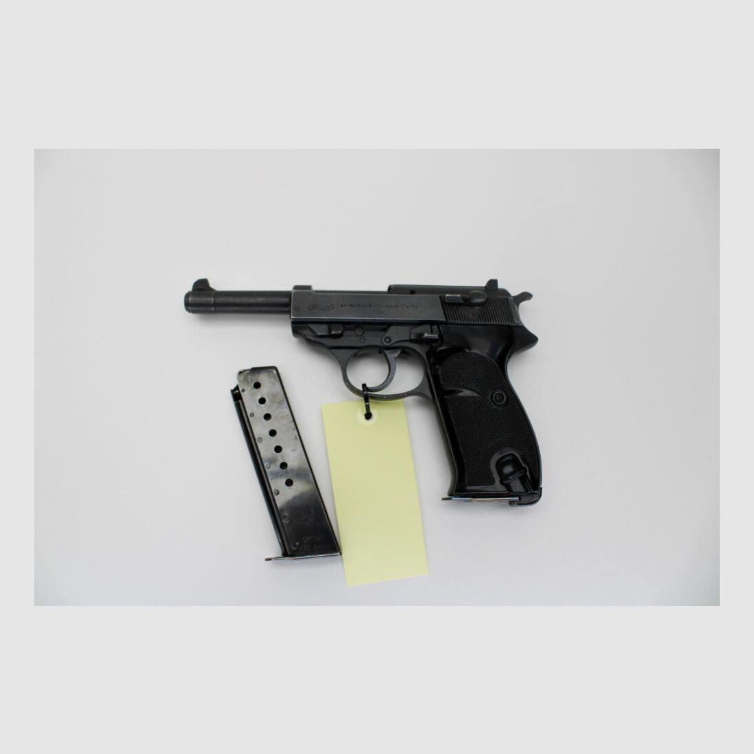Pistole Walther P38 Kal. 9mm Luger mit 2tem Magazin 9mmLuger