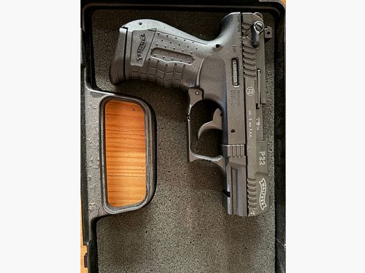 Walther P22 Schreckschuss 9 mm P.A.K. + 2 Magazine + Abschussbecher + Koffer