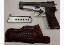 SIG SAUER DEFEKT Halbautom. Pistole SIG SAUER P220 Bicolor Schwarz/Silber im Kaliber .45ACP