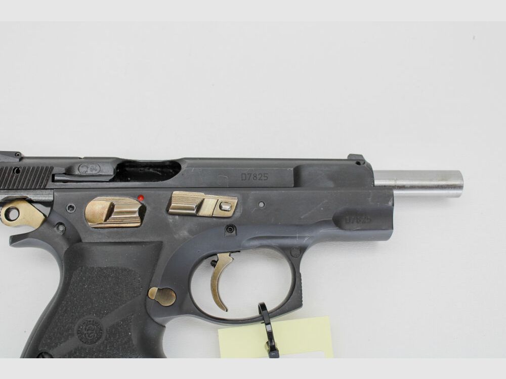 CZ 85B Pistol Cal 9 Para incl 2 Magazines and Kadet Conversion Kit .22lr with 9mmLuger .22lr, image 4 of 6