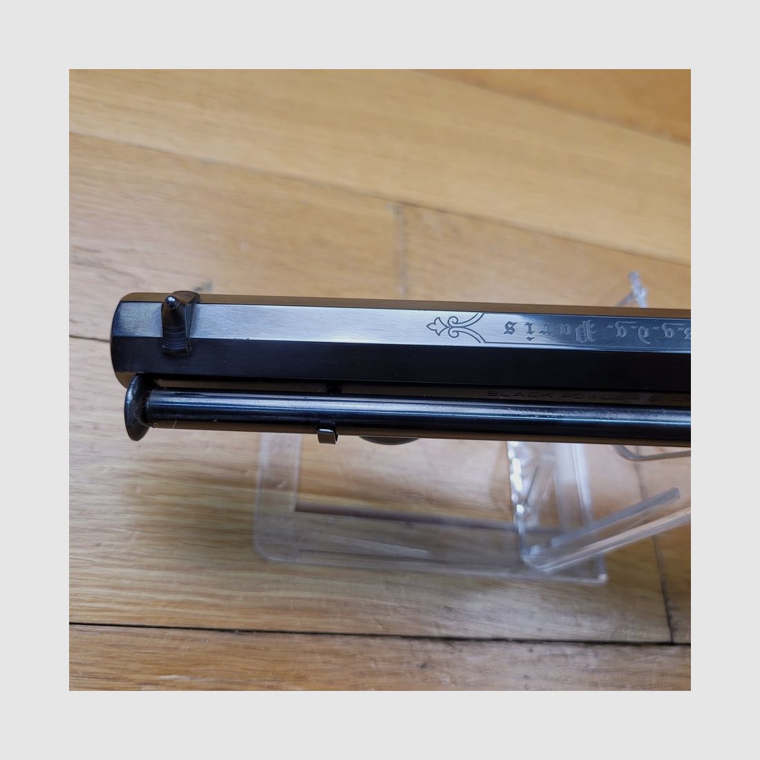 Barock und beeindruckender LeMat Kavallerie-Revolver – Seltene Herstellung von Pietta aus 1988 – 9-Schuss Trommel im Kaliber .44 und ein zentraler für Schrot – Die außergewöhnlichste Waffe des Bürgerkriegs – Originalkoffer – Wunderschöne Brünierung – Perfekte Mechanik und Ästhetik – TBE++, Bild 11 von 30