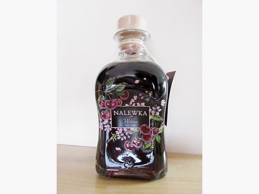 Nalewka Babuni  Polen Kirschen Traditionelles Getränk 0,5 Liter