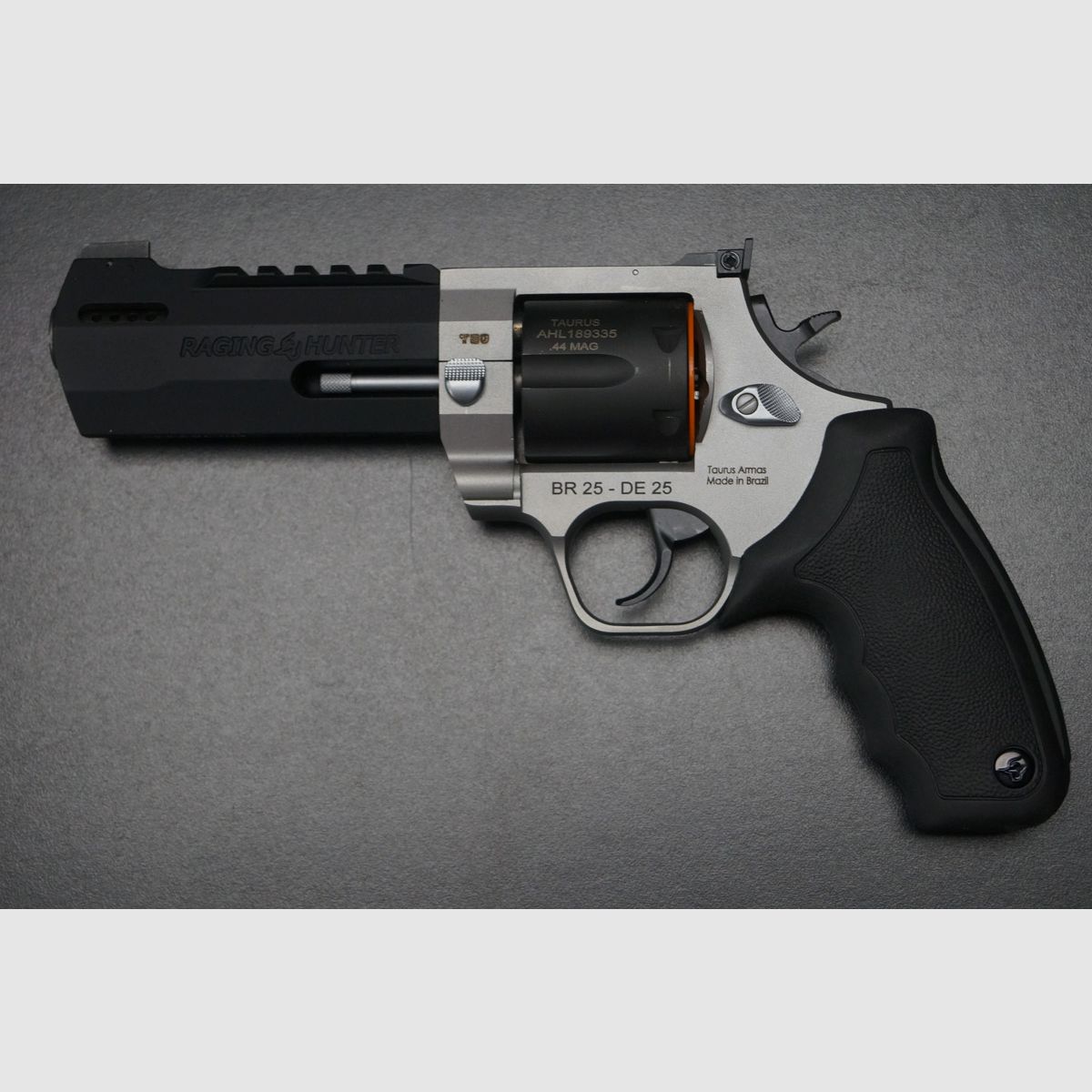 Taurus Raging Hunter 44 Mag 5 Zoll, Bild 6 von 6