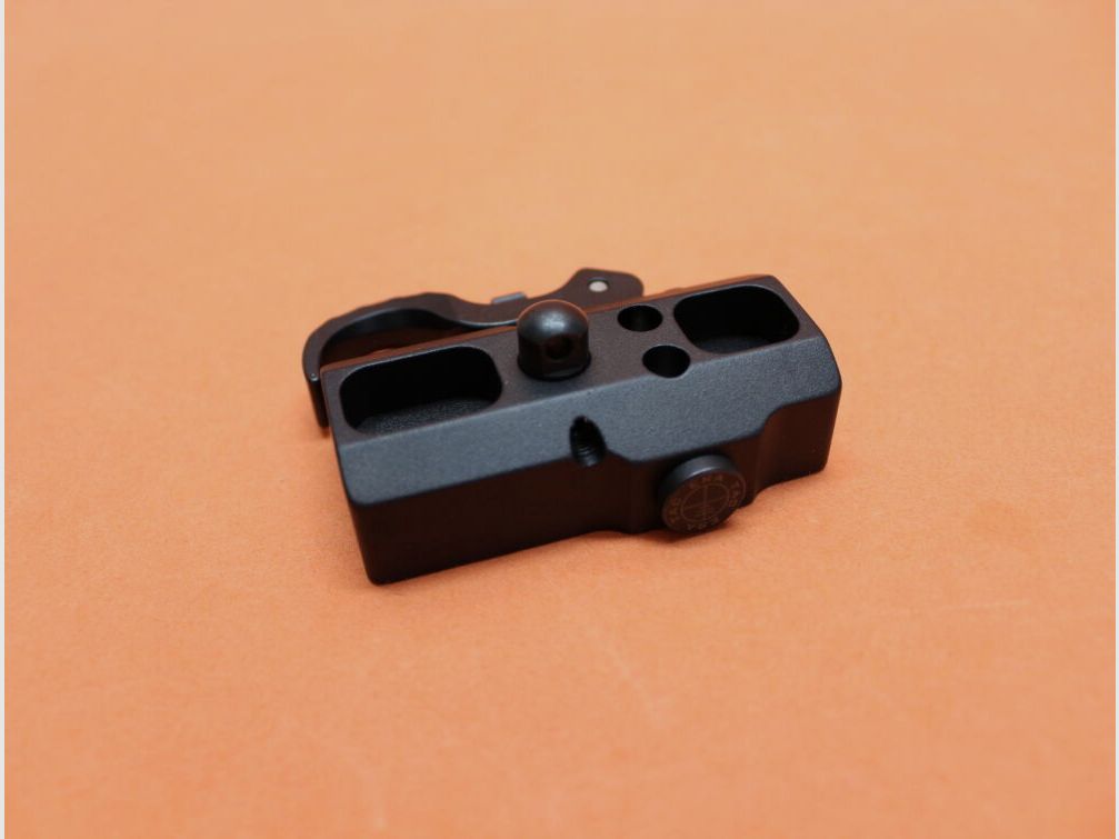 Recknagel Era-Tac QD Zweibeinadapter (T1390-0013) mit Hebel, Typ Harris für Picatinnyprofil (mit Riemenöse)